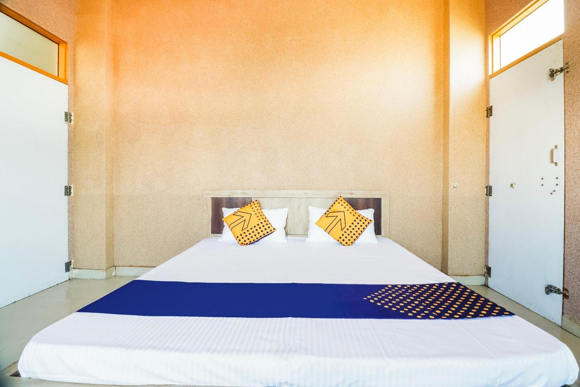 Spot On 68319 Hotel Nakhralo Rajasthan Resort Amer Exterior photo